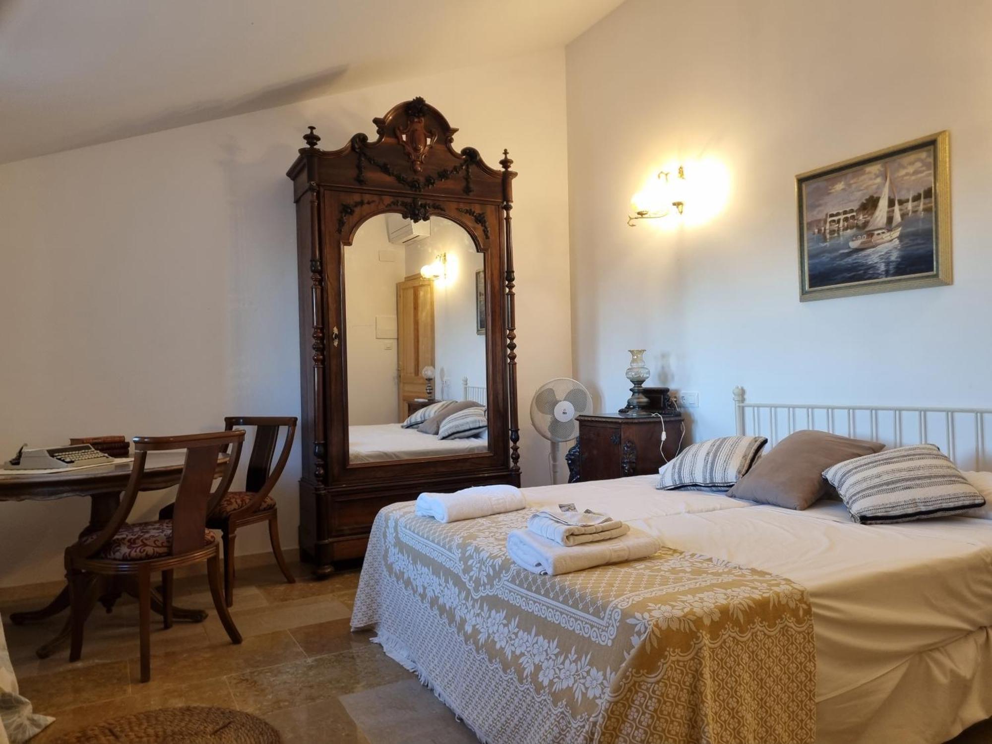 Castell Granadella Hotel L'Ampolla Bagian luar foto